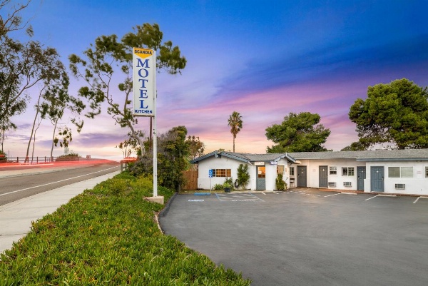 Scandia Motel image 1